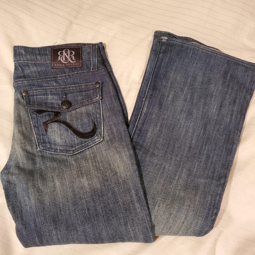 Rock & Republic dark jeans w/ Sequin pocket design